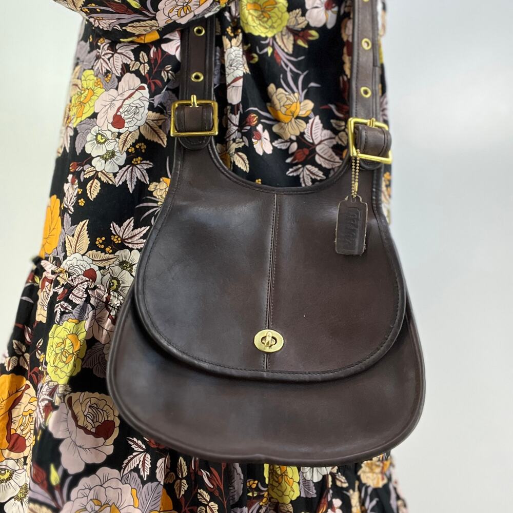 Vintage Coach Crescent Bag Black Leather Purse Handbag 9235